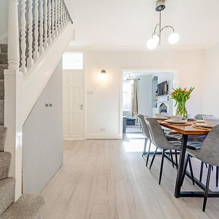 צ'סטר Southview Stays - Three Bedroom House מראה חיצוני תמונה