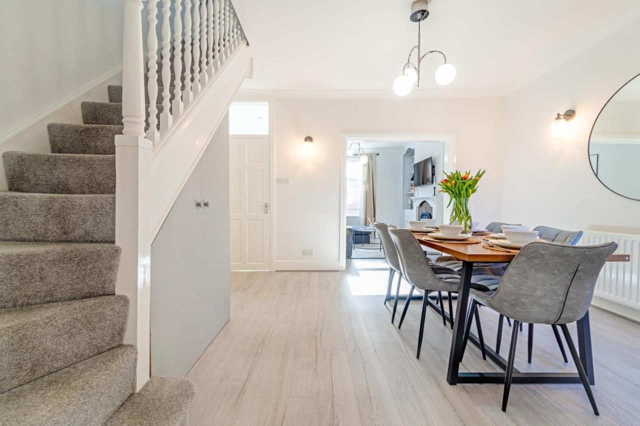 צ'סטר Southview Stays - Three Bedroom House מראה חיצוני תמונה
