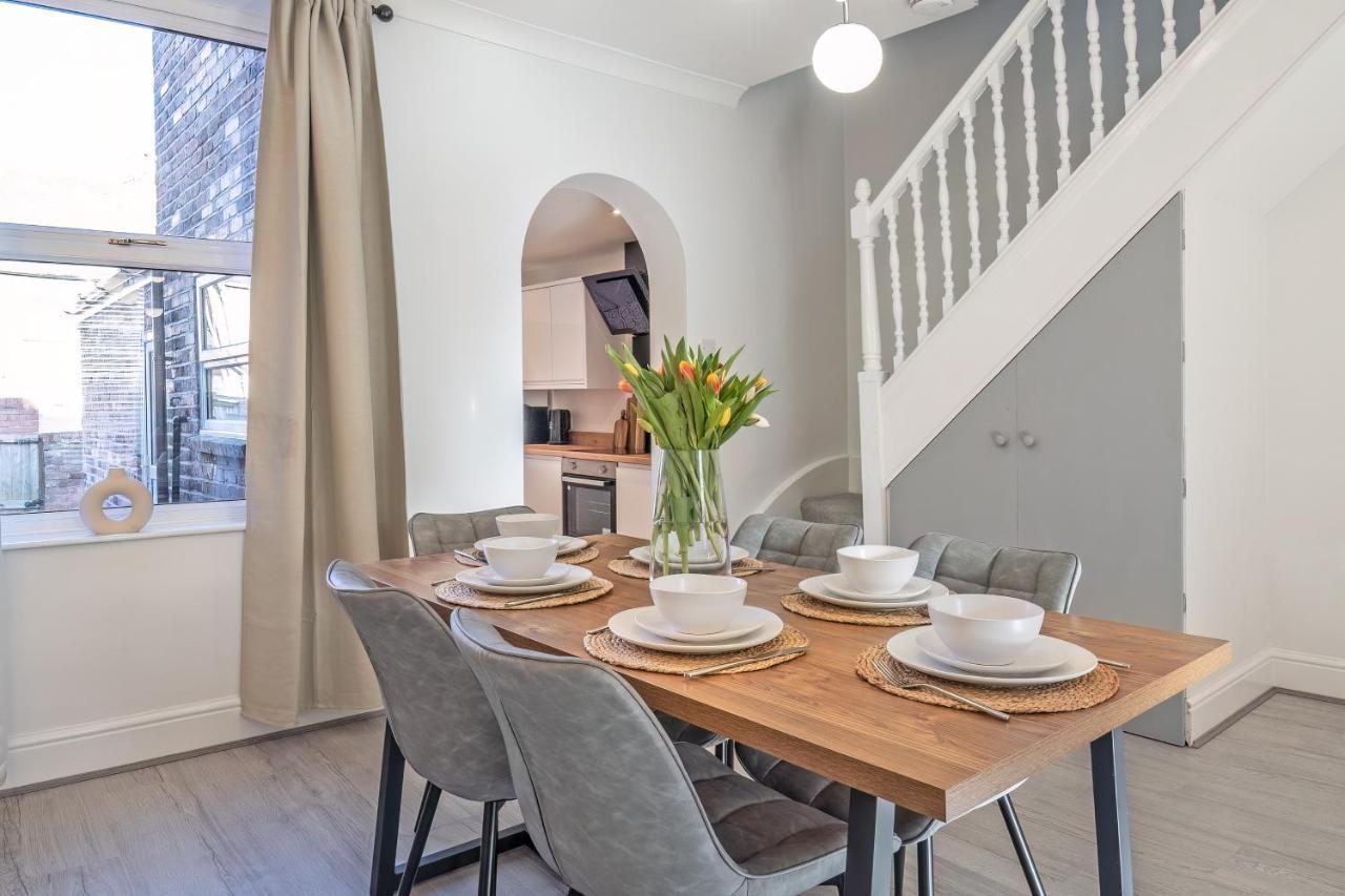 צ'סטר Southview Stays - Three Bedroom House מראה חיצוני תמונה